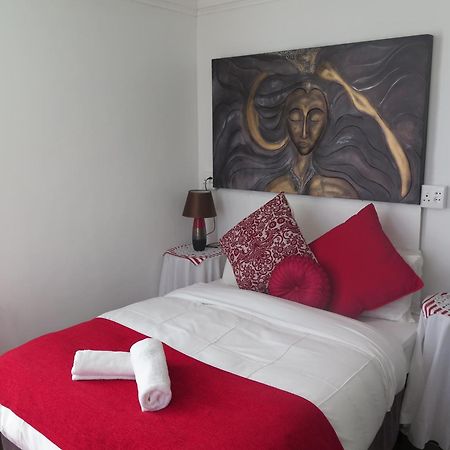 Bread & Barrel Palazzo Blouberg Hotel Bloubergstrand Buitenkant foto